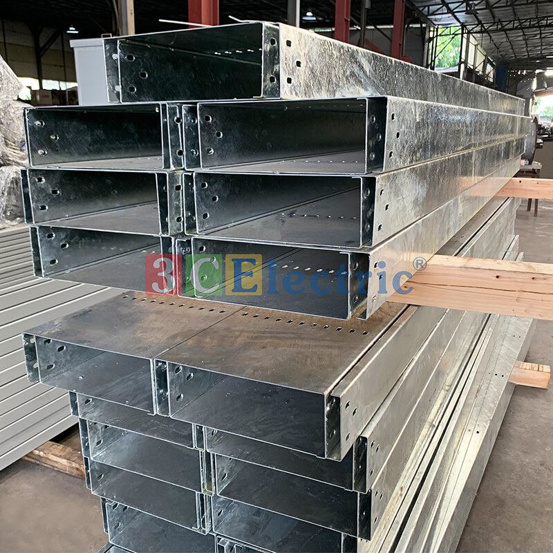 Máng cáp mạ kẽm nhúng nóng cho công trình ngoài trời Máng cáp điện mạ kẽm cho công trình ngoài trời