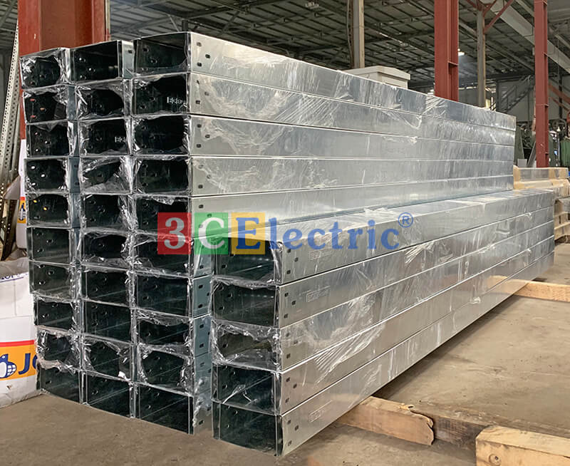 Máng cáp tole ZAM tại nhà máy