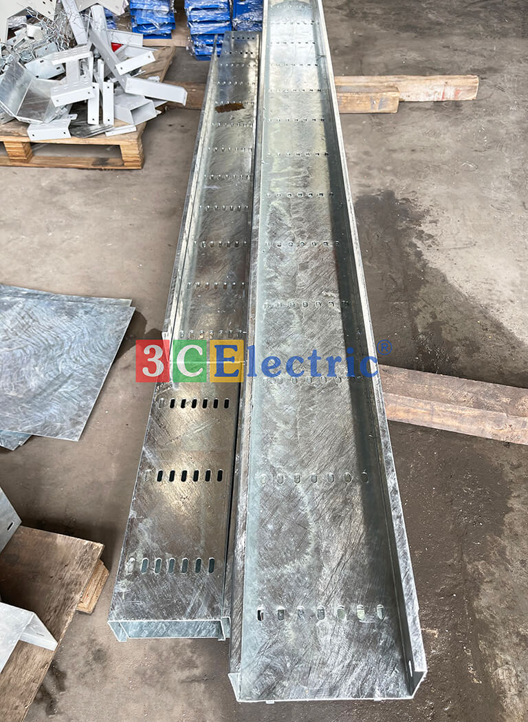 máng cáp tại công trình Máng cáp mạ kẽm tại công trình