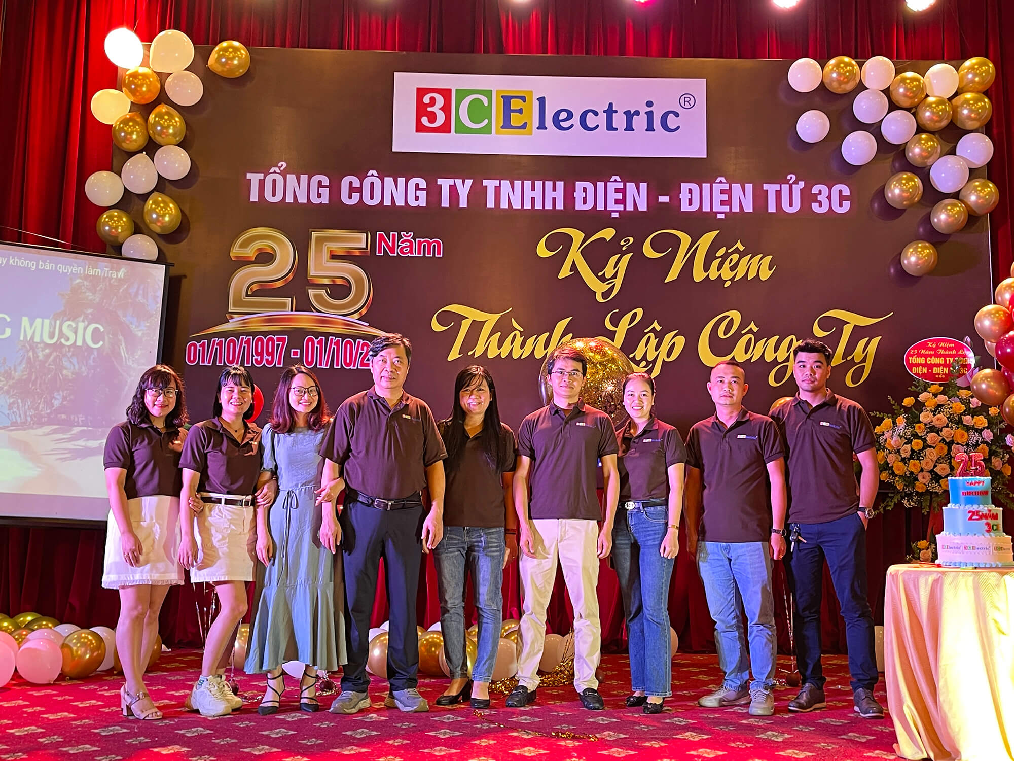 ban lãnh đạo 3CElectric