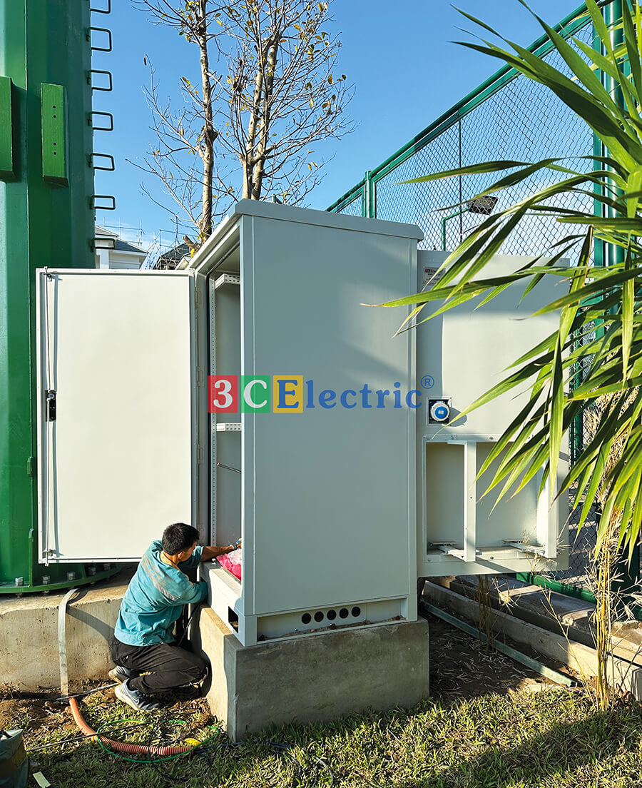 tủ bts outdoor ngoài trời