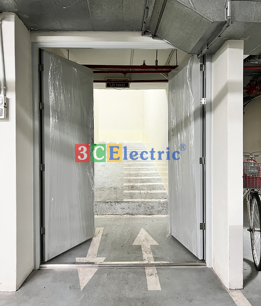 cung cấp cửa chống cháy cho chung cư mini