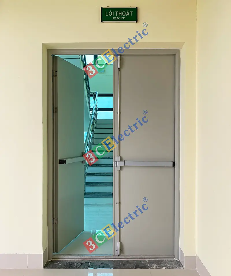 cửa thoát hiểm là gì cửa thoát hiểm
